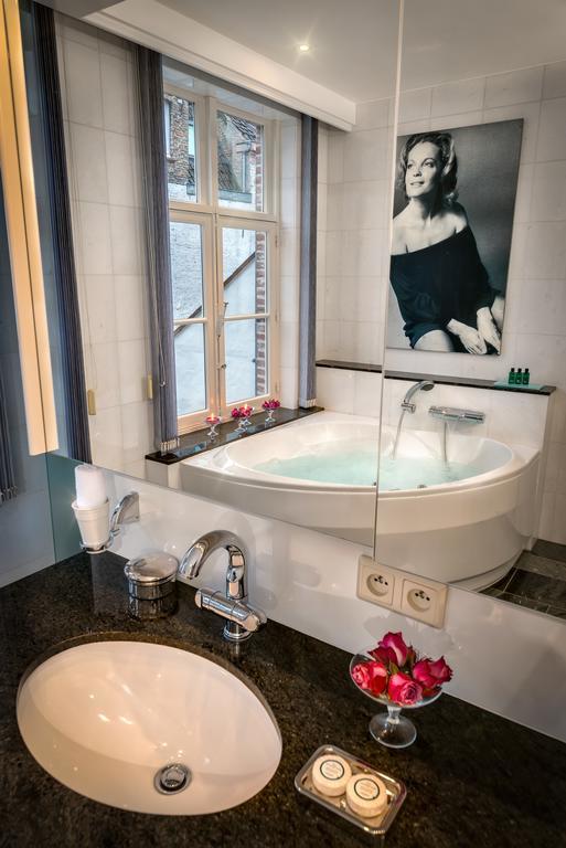 ברוז' Canalside House - Luxury Guesthouse חדר תמונה
