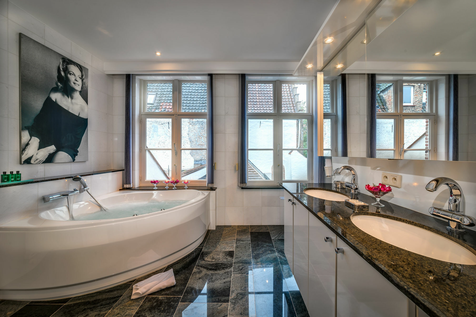 ברוז' Canalside House - Luxury Guesthouse מראה חיצוני תמונה